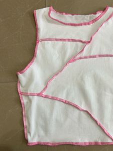 Sleeveless Fitted Crop Top