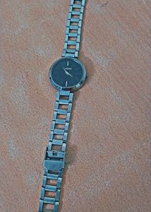 Metal Watch In Silver Colour
