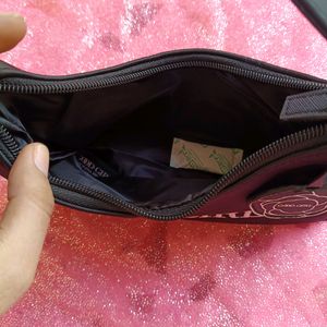 Caroline Herrera Good Girl Purse
