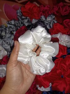 50-Satin Scrunchie Collection