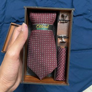Ollera Premium Neck Tie with Brass Cufflinks