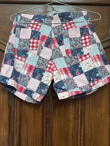Red &amp; White Print Shorts