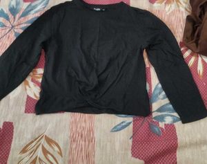 Zudio Black crop Top with belly ruffle