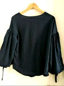 Beautiful Over Size Balloon Sleeve Top