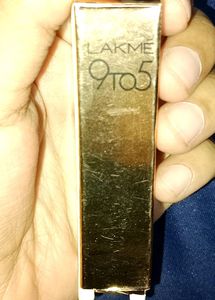LAKME PRIMER MATTE LIPSTICK