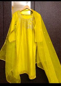 Organza Suit💛
