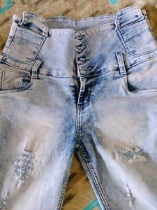 Stylish Ripped Jeans