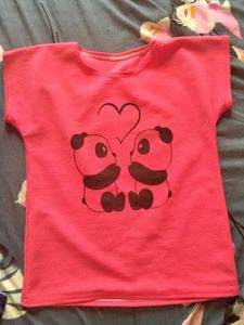 Pink Panda Graphic T Shirt Medium size