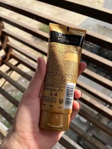 Lakme Glycolic Illuminate Facewash