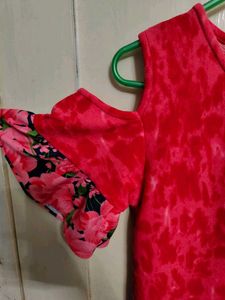 Beautiful Red Floral Crep Knee Length Dress