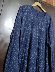 Navy Blue T-shirt For Girl Or Women 42 Bust