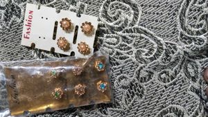 Vintage Floral Stud Earring Set