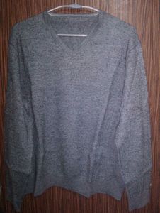 Grey V-Neck Pullover