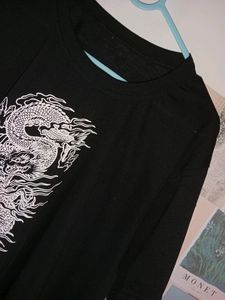 Dragon Graphic T-shirt