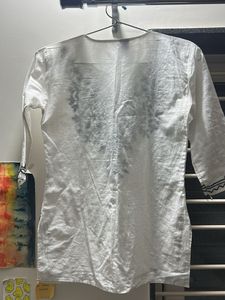 White Embroidered Kurta