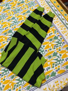 Striped Cropped Green Sweatshirt