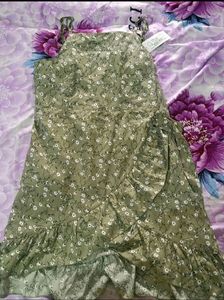 Total 5 Clothes+ 2 Heel