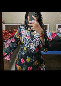 Chikankari kurti