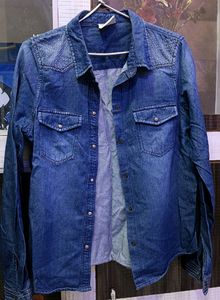 Vero Moda Denim Shirt ✨