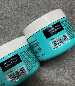 Ponds Light Moisturiser Pack 2 300ml Each