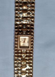 Rose Gold Women&#39;s Watch