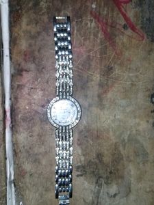 Ladies Watch Fast Offer Me