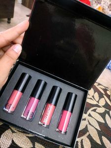 Bella vita Liquid lipstick new