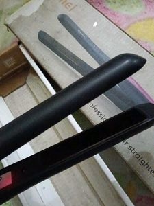 Kemei Hair Straightener