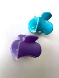2 Claw Clips