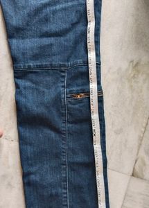 Roadster Blue Jeans With Down Pockets