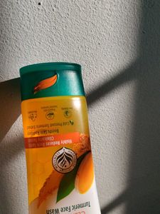 Himalaya Dark Spot Clearing Face Wash