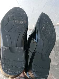 MEN&#39;S BLACK LEATHER SHOES