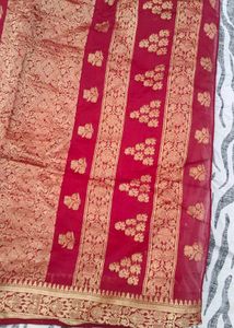 maroon colour pure Gadwal saree