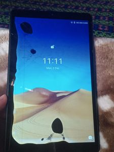Lenovo Tablet M8.