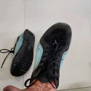 Puma Black and Blue Sports Shoes UK 6