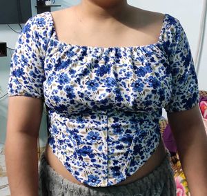 Floral Crop Top( 32 to 34 bust)