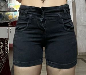 Black High-Waisted Denim Shorts - Trendy & Versati