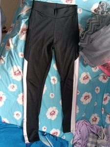 Gym Wear Black Pant With Net Pockets