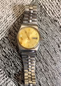 Citizen &amp; Louis Quartz - Collectible Watch - Not Working