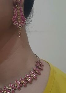 Pink And Golden Stones Jwellery Set
