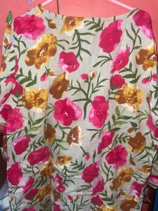 AHIKA Floral Print kurta 40 Inches