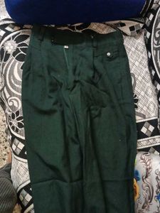 White Pleated Pants