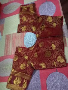 Red &amp; Maroon Saree With Blouse For Wedding Season