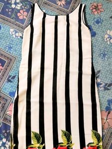 Striped Rose Print Long Kurti