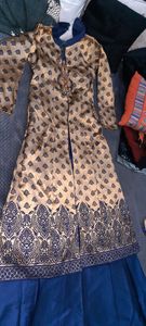 lehnga skirt only one time used. bust 38