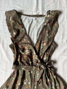 Pull and Bear Ruffle Midi Dress