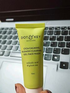 Dot & Key Face Wash