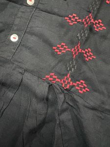 Elegant Black &amp; Red A-Line Kurti
