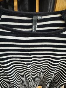 L.O. Black &amp; White Striped Raglan Top