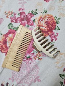 Beautiful Combo Of Comb And Clutcher